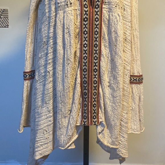 FREE PEOPLE "for the love of flowers" tunic. SIZE-SMALL/PETITE-PRE-OWNED - Picture 3 of 16